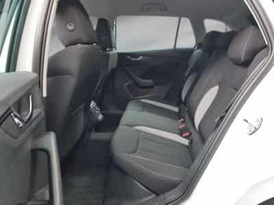 Skoda Scala -37% 1.0 TSI BVA 115cv +MIRRORLINK+CAM+LED+CLIM (2025) - Foto 8