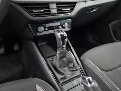 Skoda Scala -37% 1.0 TSI BVA 115cv +MIRRORLINK+CAM+LED+CLIM (2025) - Foto 13