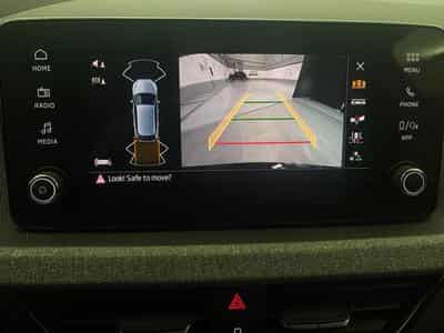 Skoda Scala -37% 1.0 TSI BVA 115cv +MIRRORLINK+CAM+LED+CLIM (2025) - Foto 11