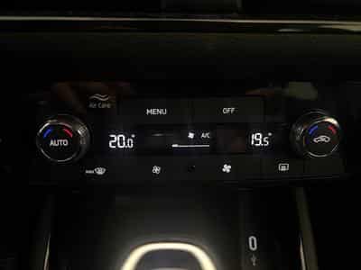 Skoda Scala -37% 1.0 TSI BVA 115cv +MIRRORLINK+CAM+LED+CLIM (2025) - Foto 12