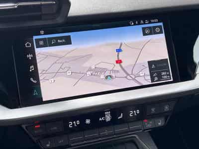 Audi A3 SPORTBACK 35 TFSI S-LINE S-TRONIC (2023) - Photo 12