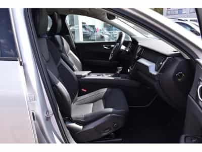 Volvo XC60 2.0 T5 Momentum Geartronic MEMO PANO BLIS CAM360 1° MAIN (2019) - Foto 7