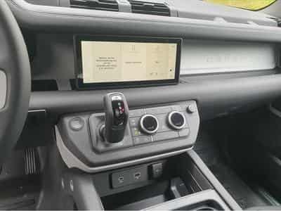 Land-Rover Defender (2025) - Photo 12