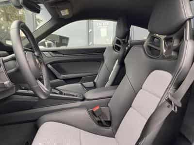 Porsche 911 (2023) - Photo 12