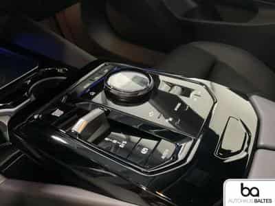 BMW 540 (2025) - Photo 11