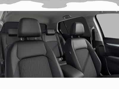 VW Golf (2025) - Photo 4