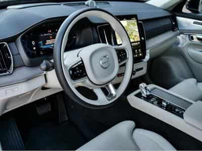 Volvo XC90 (2025) - Photo 5