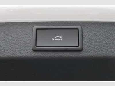 Skoda Karoq Sportline DSG/ACC/Matrix/AHK/Side/5-J Gara (2026) - Photo 8