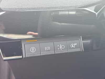 Renault Clio VI 115 TCE (2026) - Foto 10