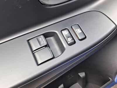 Toyota Yaris Y20 (2019) - Photo 15