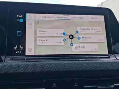 VW Golf VIII R-Line (2024) - Photo 13