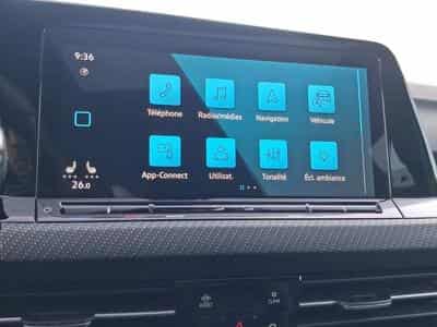 VW Golf VIII R-Line (2024) - Photo 9