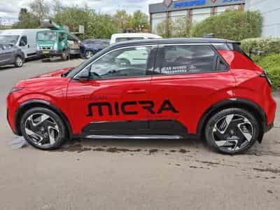 Nissan Micra 52kWh EVOLVE (2025) - Photo 8