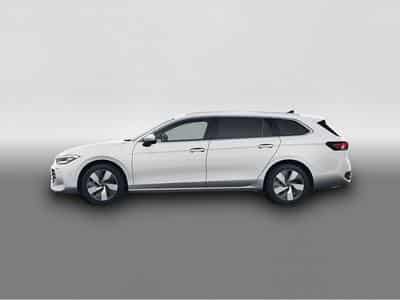 VW Passat (2025) - Photo 5