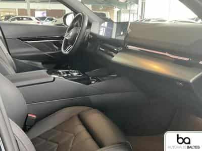 BMW 540 (2024) - Photo 6