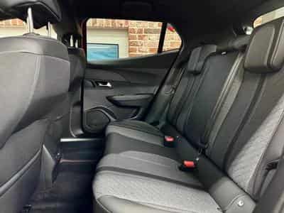 Peugeot 2008 (2024) - Photo 6