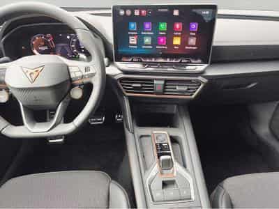 Cupra Leon (2025) - Photo 12