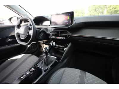 Peugeot 208 1.2 PureTech 101 Allure (2025) - Photo 10