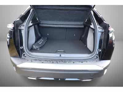 Peugeot 2008 1.2 Hybrid e-DSC6 145 Allure (2025) - Photo 11