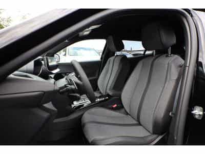 Peugeot 2008 1.2 Hybrid e-DSC6 145 Allure (2025) - Photo 6