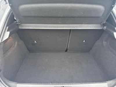 PEUGEOT 208 1.2 Hybrid 100ch Allure e-DCS6 (2024) - Photo 8