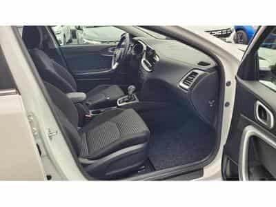 Kia Ceed (2025) - Photo 10