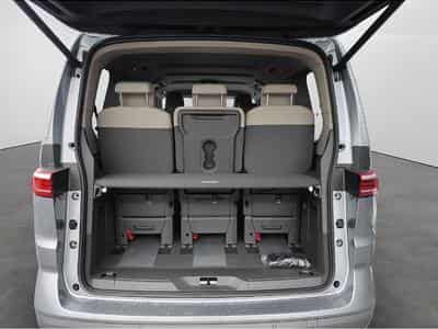 VW Multivan (2025) - Photo 14