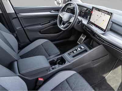 VW Golf (2025) - Photo 6