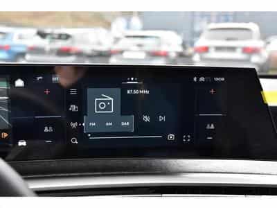 Peugeot 3008 (2025) - Photo 11