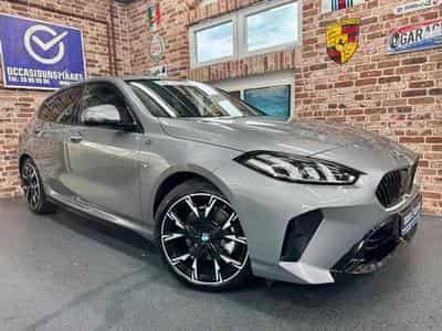 BMW 120 (2025) - Photo 1