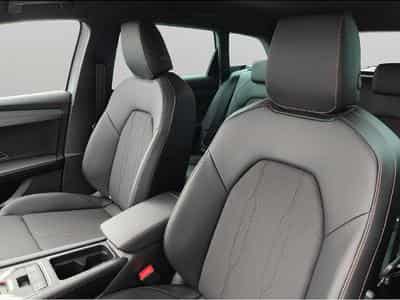 Cupra Leon (2025) - Photo 6