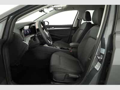 VW Golf Variant VIII 2.0 (2026) - Photo 9