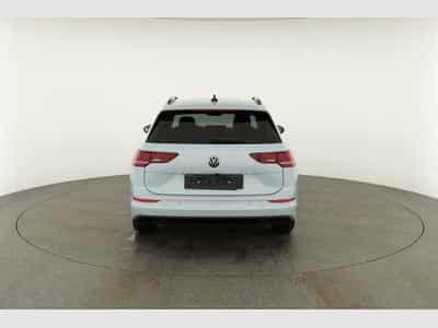 VW Golf Variant VIII 2.0 (2026) - Photo 14