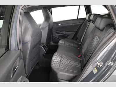 VW Golf Variant 1.5 TSI 110 kW R-Line (2026) - Photo 10