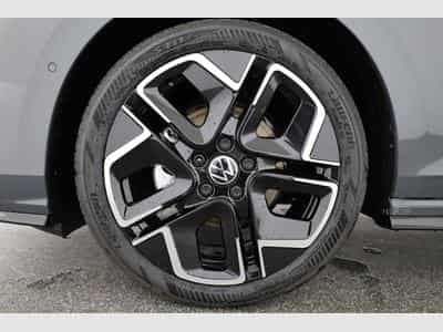 VW Golf Variant 1.5 TSI 110 kW R-Line (2026) - Photo 15