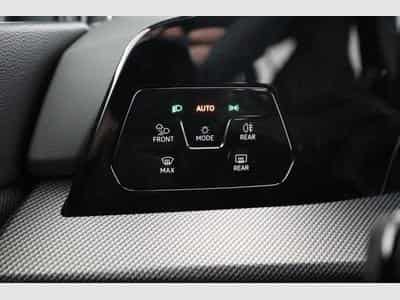 VW Golf Variant 1.5 TSI 110 kW R-Line (2026) - Photo 8