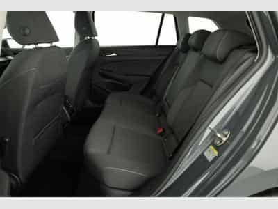 VW Golf Variant VIII 2.0 (2026) - Photo 10