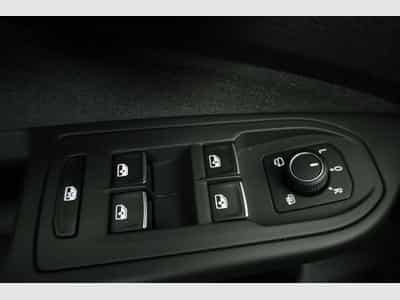 VW Golf Variant VIII 2.0 (2026) - Photo 7