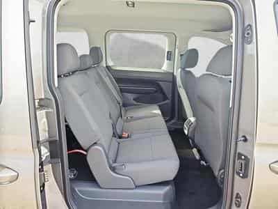 VW Caddy Basis Maxi (2026) - Foto 13
