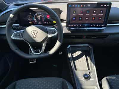 VW T-Roc R-Line (2026) - Photo 10