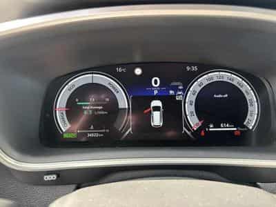 Toyota Corolla Dynamic 2,0 + Safety Pack (2024) - Photo 9