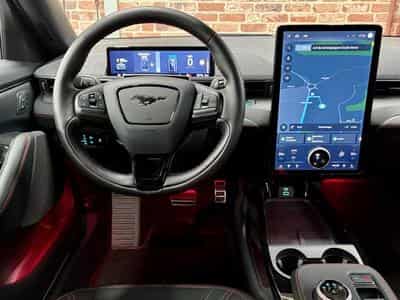 Ford Mustang Mach-E Mustang Mach-E 294cv 99Kw/h RWD RANGE PREMIUM (2024) - Foto 4