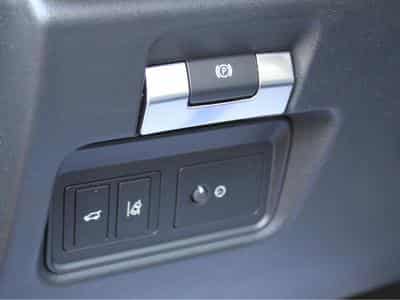 Jaguar E-Pace D 180 AWD R-DYNAMIC PANO CUIR NAVI (2020) - Foto 9