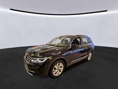 VW Tiguan Elegance 2.0 TDI 150CV DSG7 *PANO* MATRIX *ACC * (2022) - Photo 1