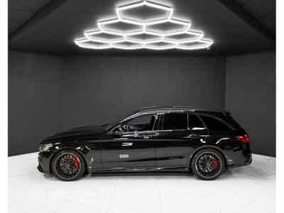 Mercedes C 63 AMG S T AMG / PANO / VIRTUAL / LED / DISTR. + (2019) - Photo 2