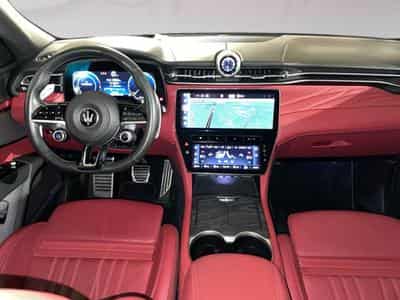 Maserati Grecale 2.0 L4 MHEV Modena 4x4 Aut. (2023) - Photo 5