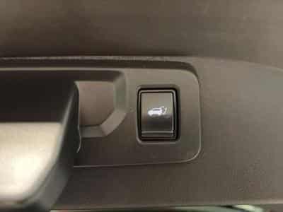 Renault Austral 1.2 E-Tech Iconic full hybrid (2025) - Photo 10