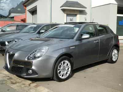 Alfa-Romeo Giulietta 1.4 TB 170 Luxe Automatique (2017) - Foto 1