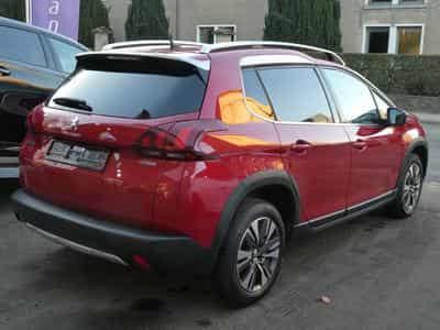 Peugeot 2008 1.2 Automatique 110 Allure (2016) - Foto 2