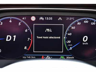 VW Taigo 1.5 TSI R-Line DSG ACC TRAVEL LANE SIDE TO ATT RMQ BEATS 1°M (2022) - Foto 14